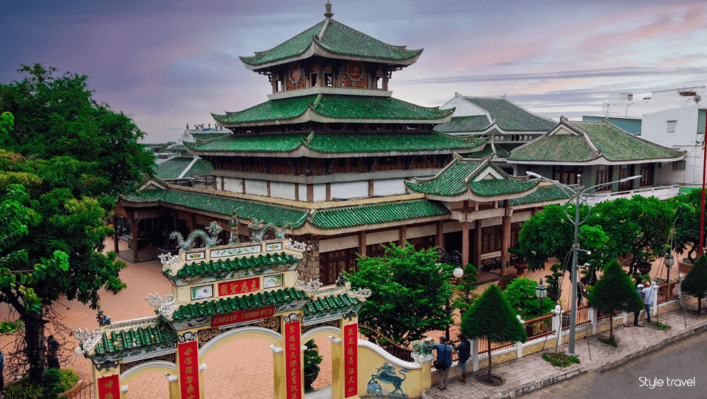 Ba Chua Xu Temple